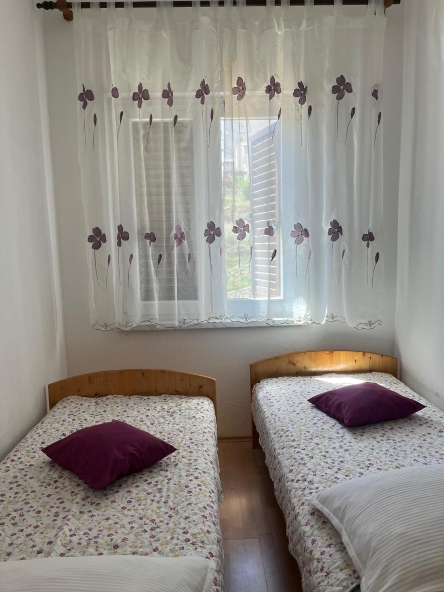 Apartmani Mila Pag Town Kültér fotó