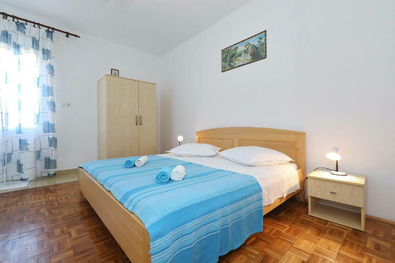 Apartmani Mila Pag Town Kültér fotó