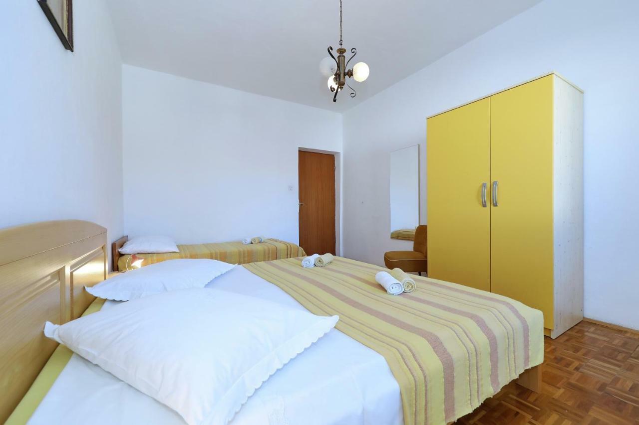 Apartmani Mila Pag Town Kültér fotó
