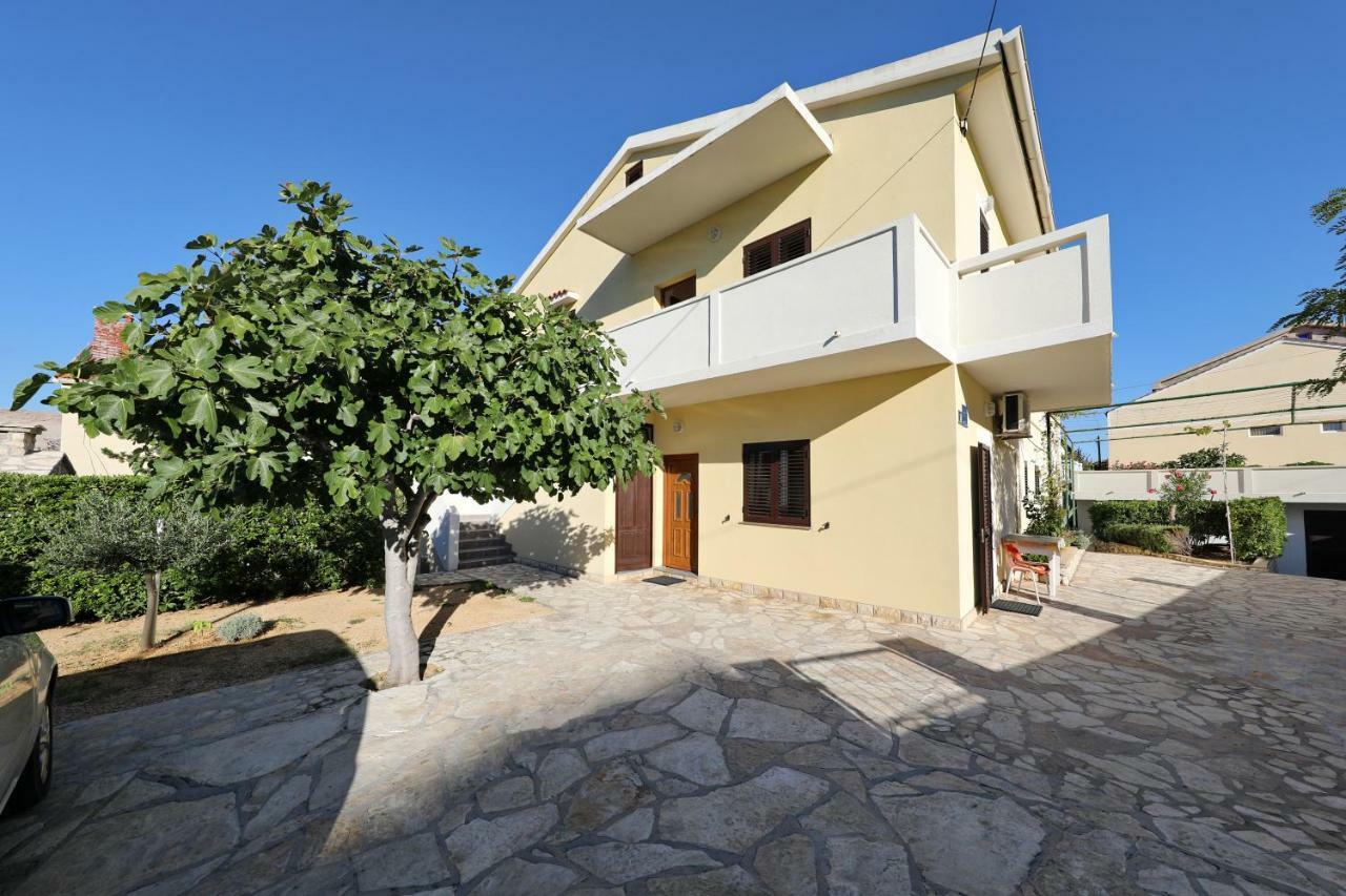 Apartmani Mila Pag Town Kültér fotó